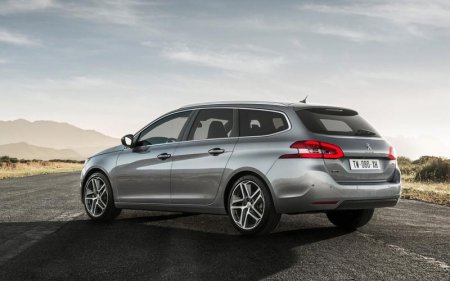 Peugeot 308 SW -  автомобиль года в Европе