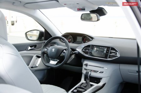 Peugeot 308 SW -  автомобиль года в Европе