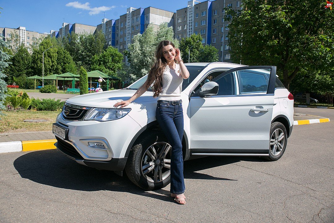 Мария и ее новый автомобиль Geely