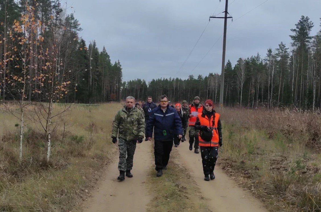 От кинологов до подводников. Под Минском учатся искать пропавших детей